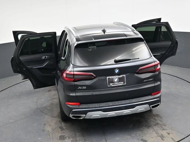 Used 2021 BMW X5 xDrive40i w/ Premium Package 2 image 39