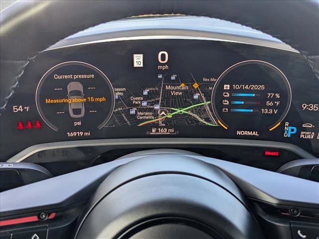 Used 2024 Porsche Taycan 4S image 11