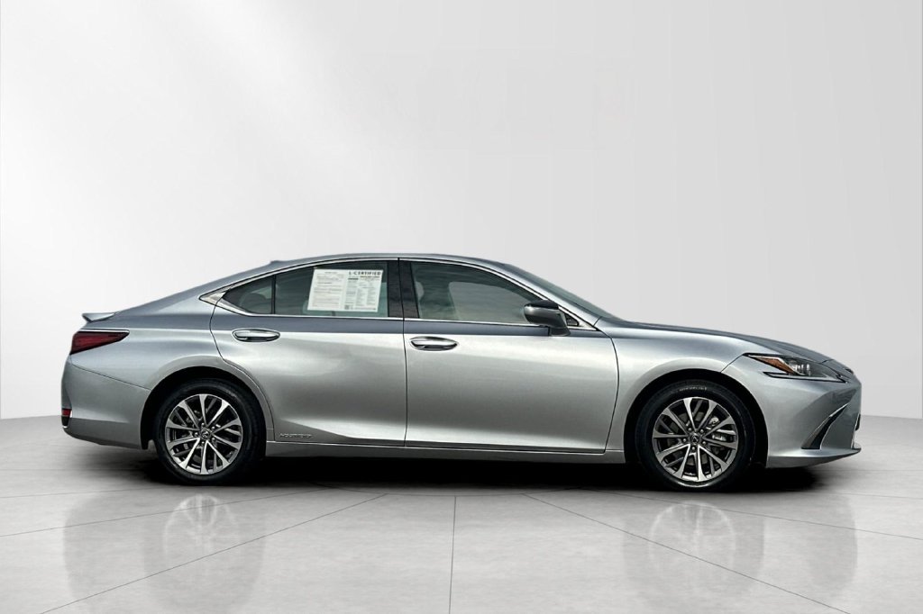 Certified 2022 Lexus ES 300h w/ Premium Package FWD image 7