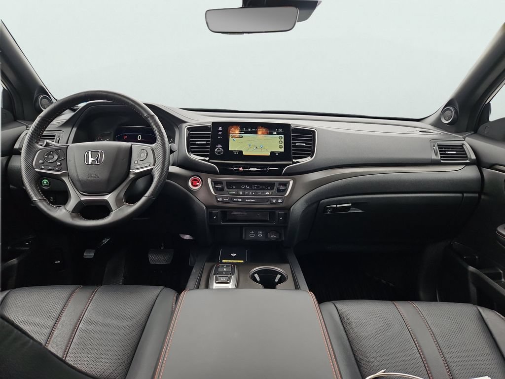 Certified 2025 Honda Passport TrailSport image 11