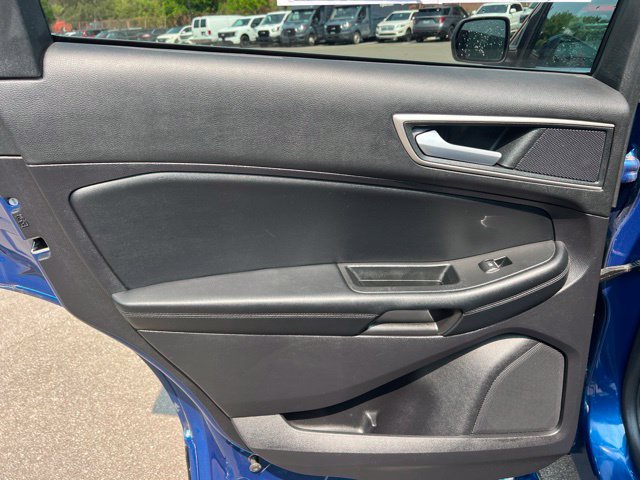 Used 2022 Ford Edge SEL w/ Convenience Package AWD/4WD image 17