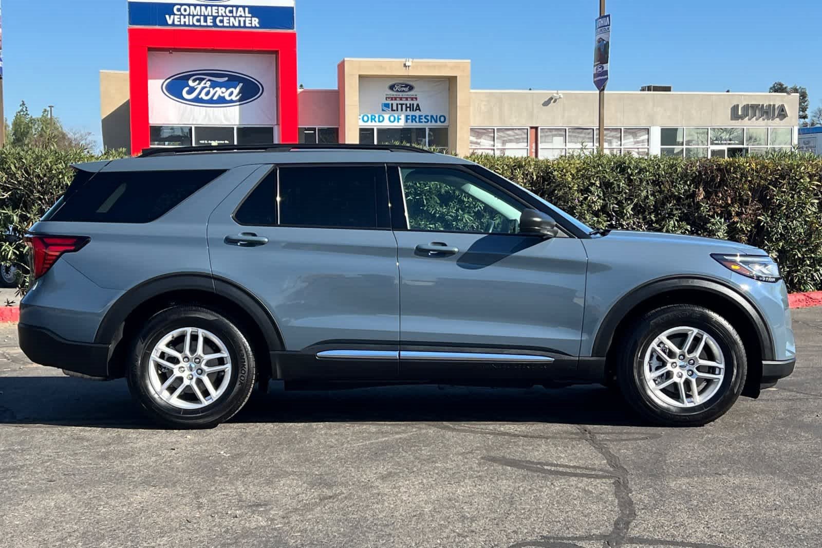 Certified 2025 Ford Explorer Active image 9