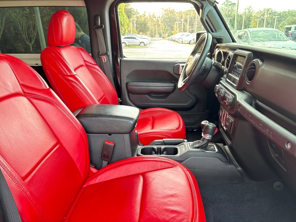 Used 2022 Jeep Wrangler Sport S image 28