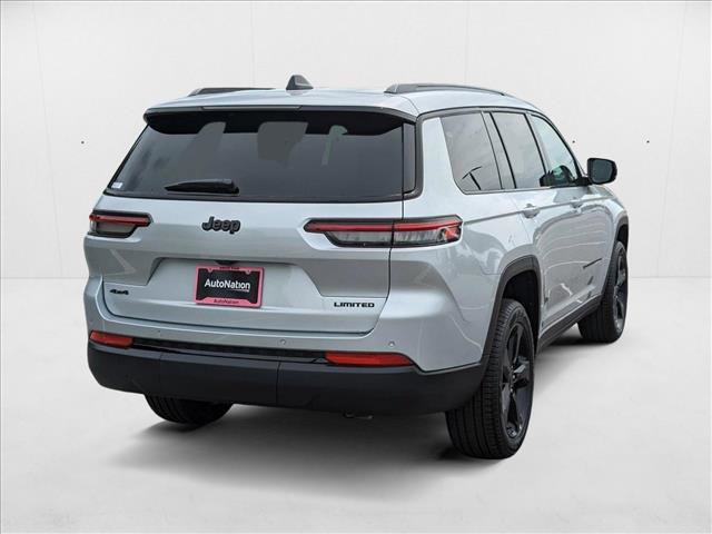 New 2025 Jeep Grand Cherokee L Limited w/ Black Appearance Package image 9