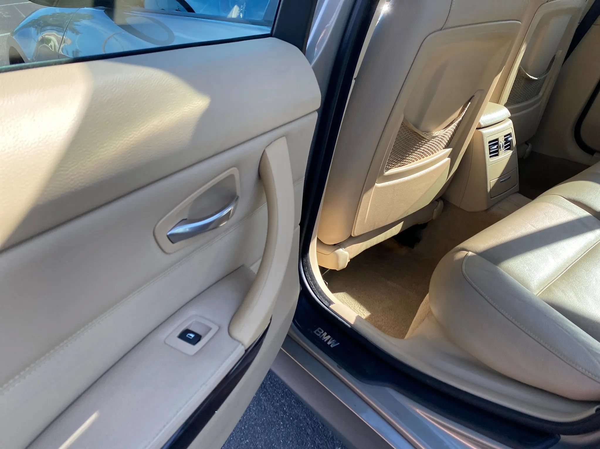 Used 2008 BMW 328i Sedan RWD image 10