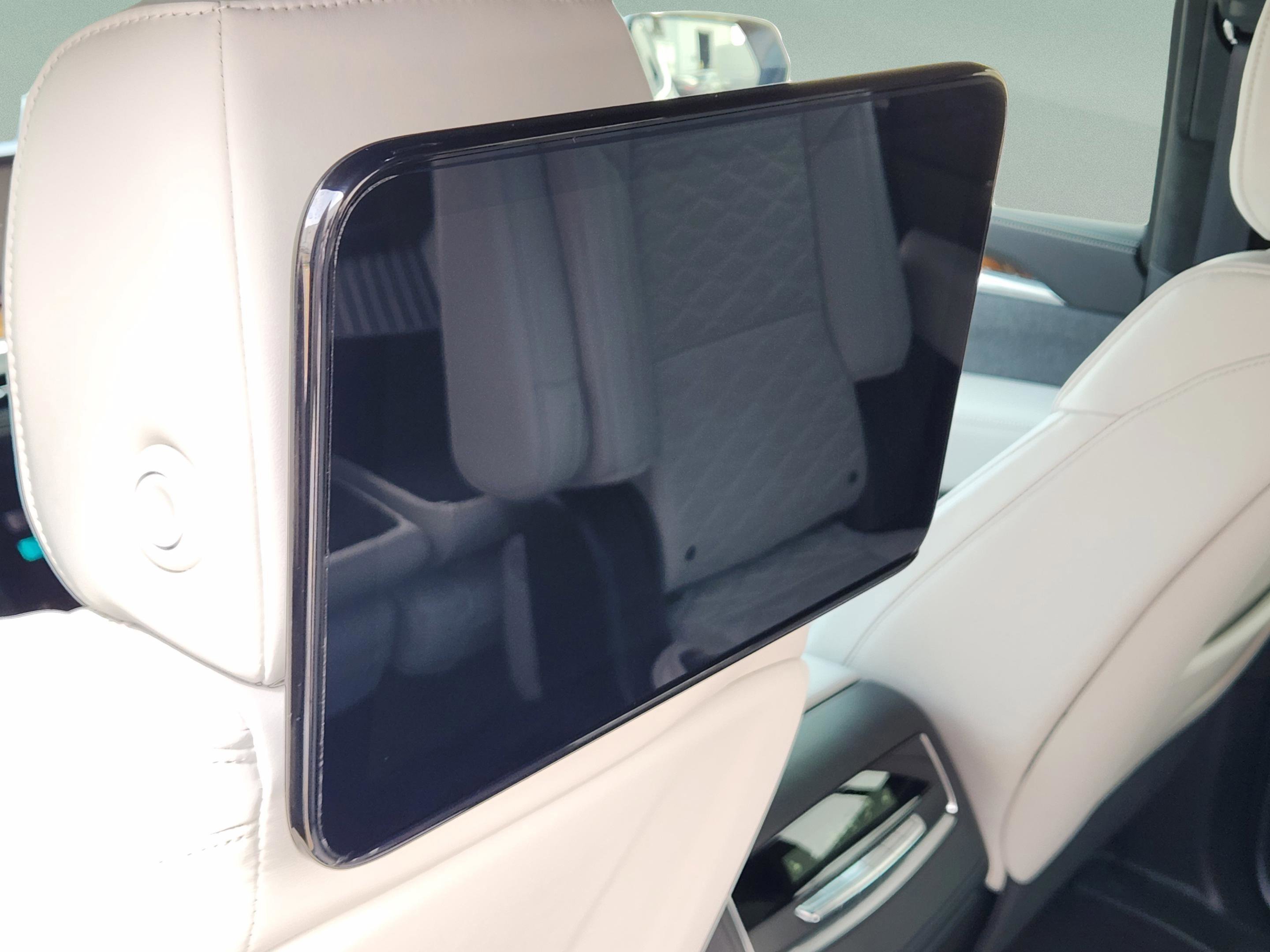 Used 2025 Cadillac Escalade Sport Platinum w/ LPO, Floor Liner Package image 33