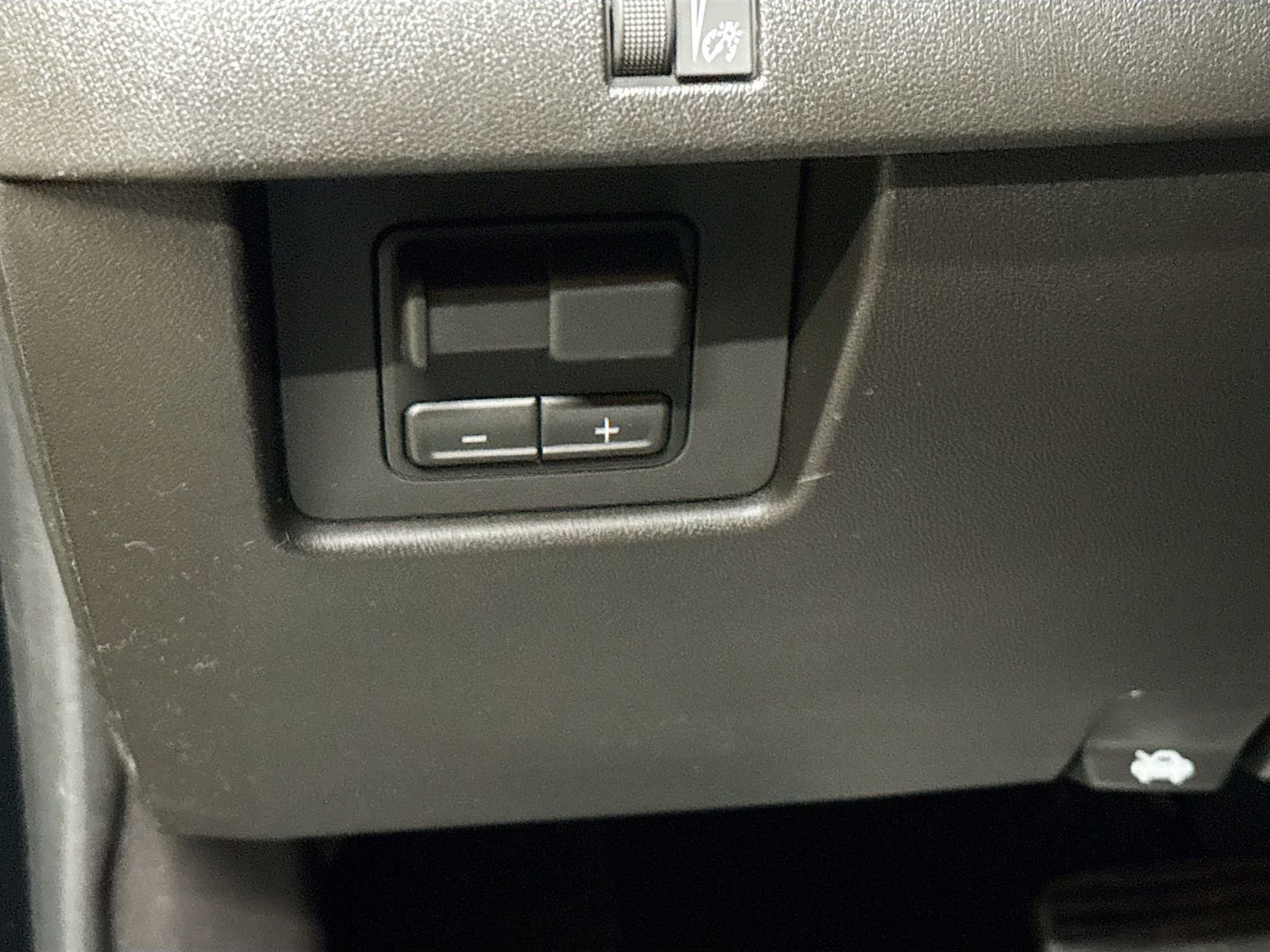 New 2026 Chevrolet Colorado LT w/ LT Convenience Package image 11