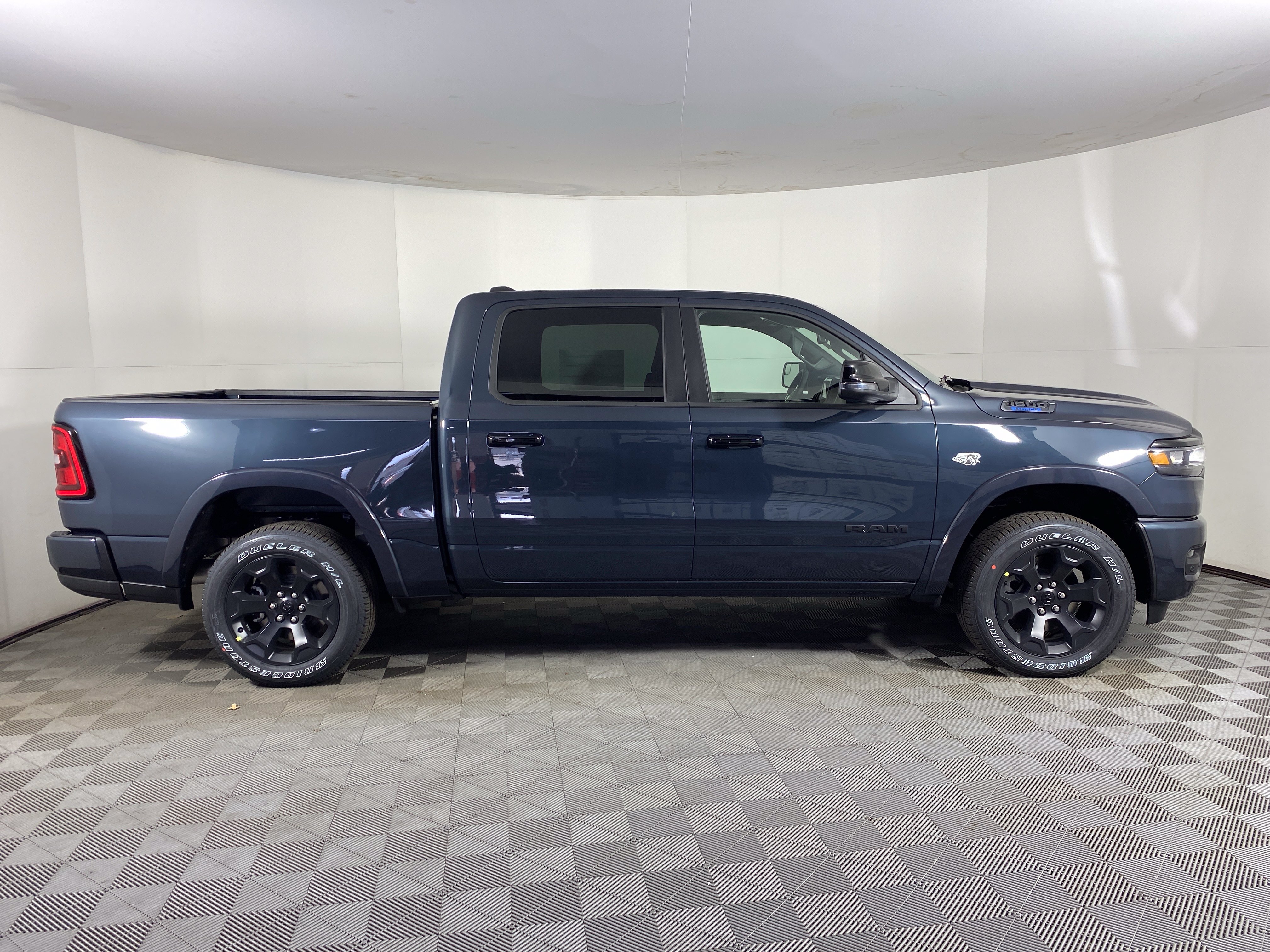 New 2026 RAM 1500 Big Horn AWD/4WD image 6