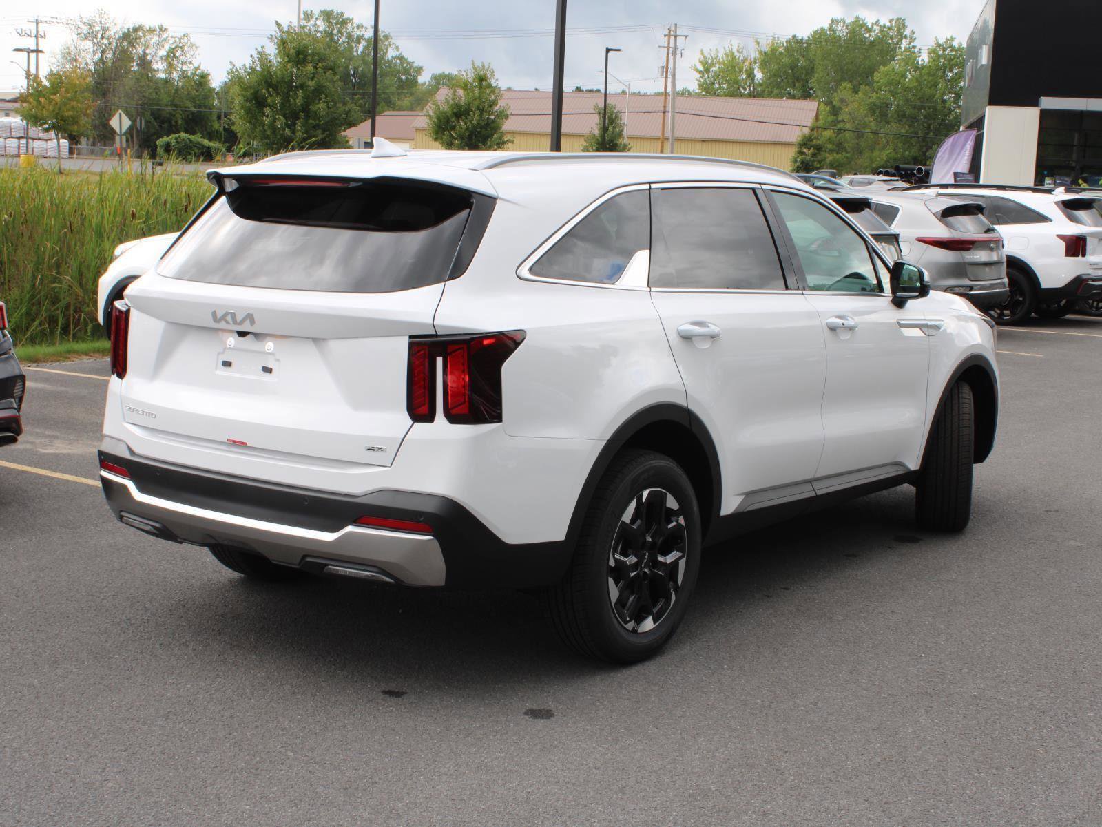 New 2026 Kia Sorento S image 10