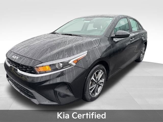 Used 2023 Kia Forte LXS image 5