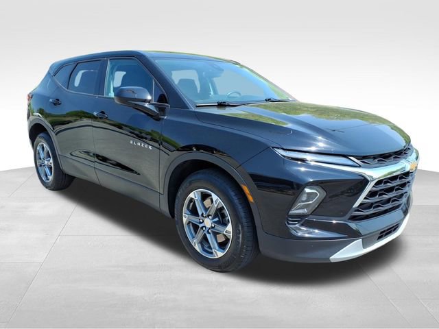 Used 2023 Chevrolet Blazer LT AWD/4WD image 13
