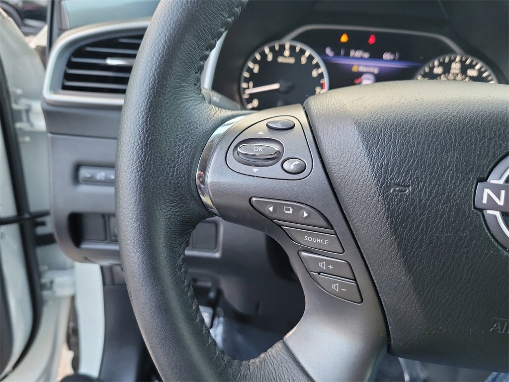 Certified 2024 Nissan Murano SV w/ SV Midnight Edition Package image 19