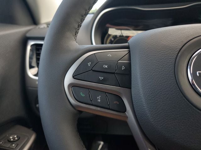 Certified 2022 Jeep Cherokee Limited w/ Elite Package AWD/4WD image 27