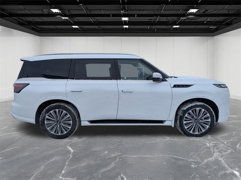 New 2026 INFINITI QX80 Luxe image 6