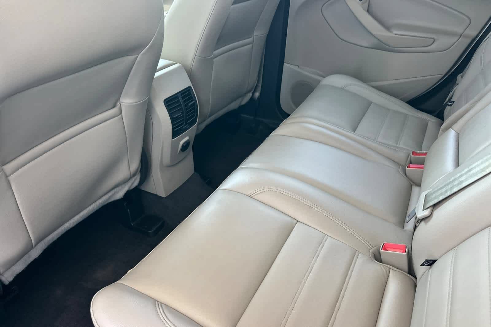 Certified 2018 Ford Escape SEL w/ Ford Safe & Smart Package FWD image 4