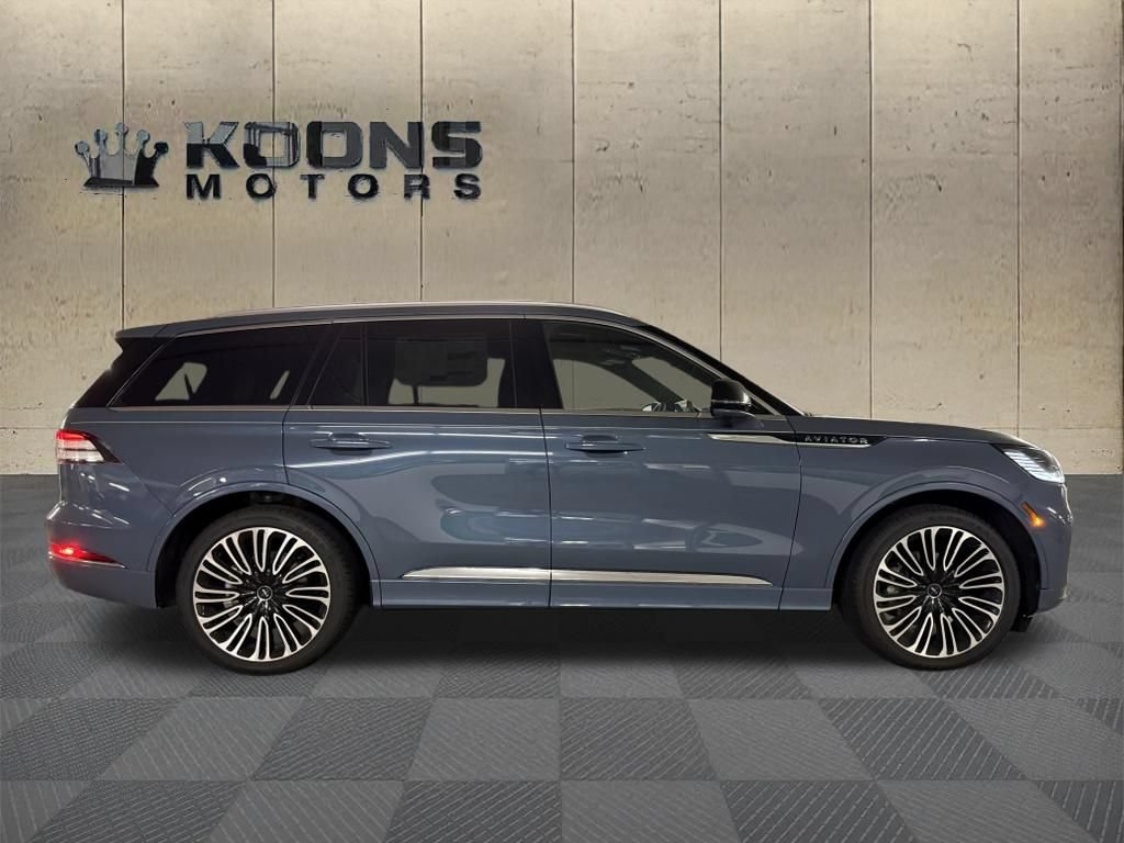 New 2026 Lincoln Aviator Black Label w/ Dynamic Handling Package AWD/4WD image 5