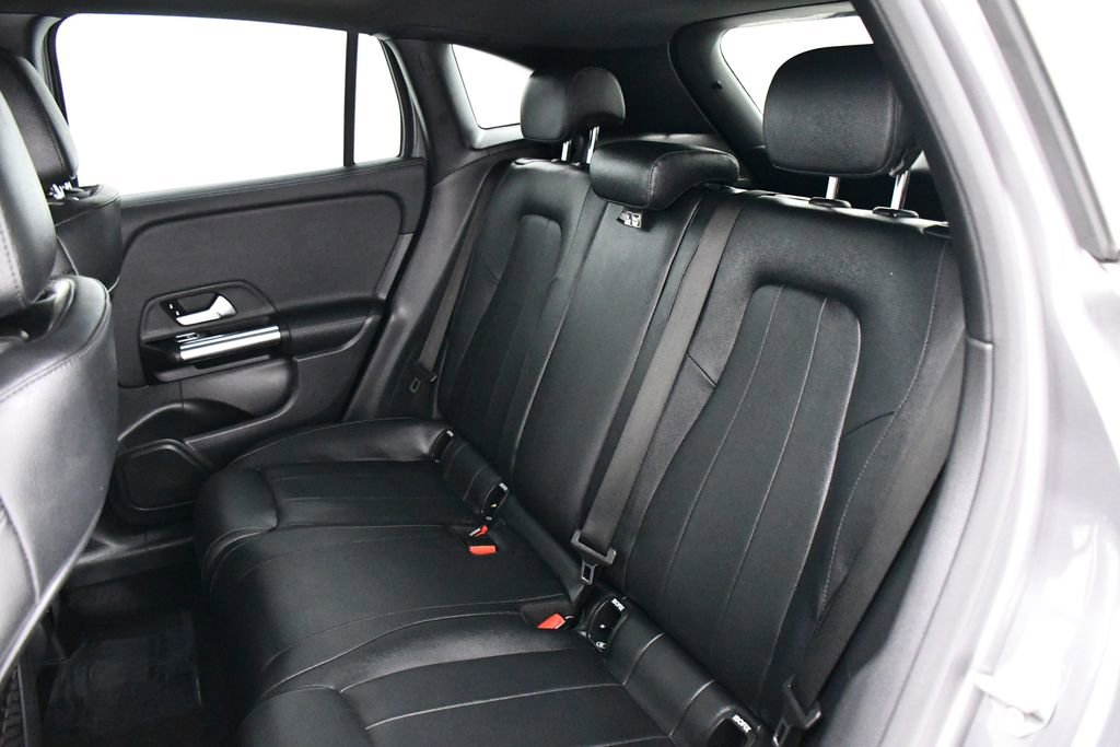 Certified 2022 Mercedes-Benz GLA 250 4MATIC image 21