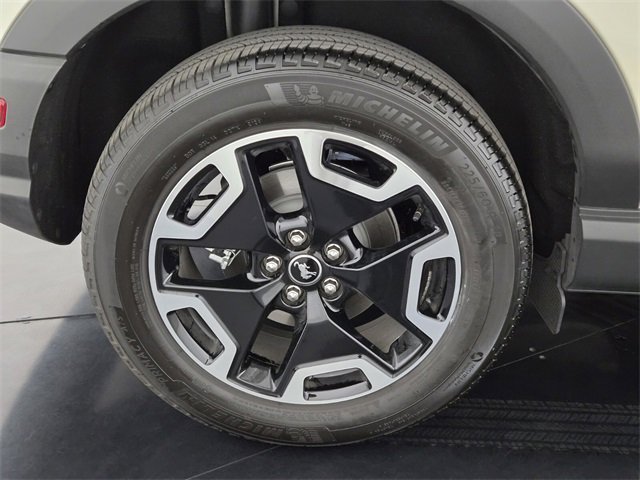 Used 2024 Ford Bronco Sport Outer Banks w/ Tech Package image 10