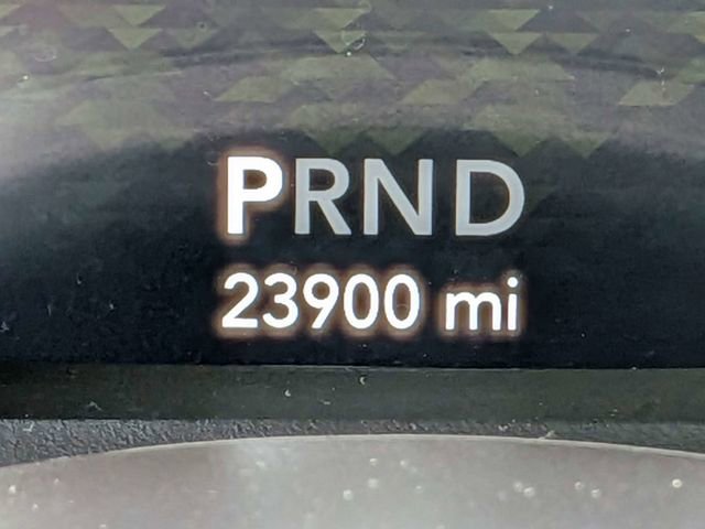 Used 2025 Jeep Wrangler Unlimited Sahara AWD/4WD image 33