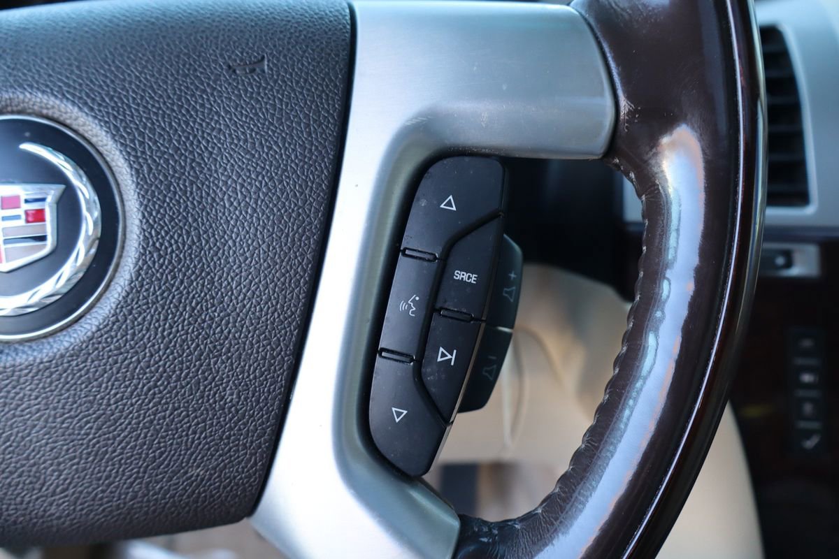 Used 2007 Cadillac Escalade AWD w/ Information Package image 16