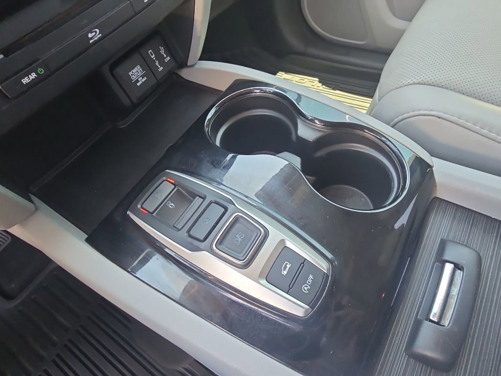 Used 2018 Honda Pilot Elite image 22