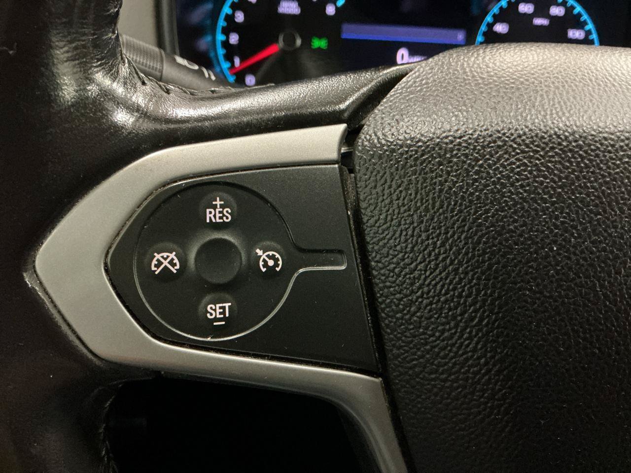 Used 2020 Chevrolet Colorado LT w/ LT Convenience Package RWD image 21