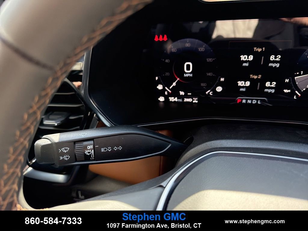 New 2026 GMC Canyon AT4 w/ Nightfall Edition image 17