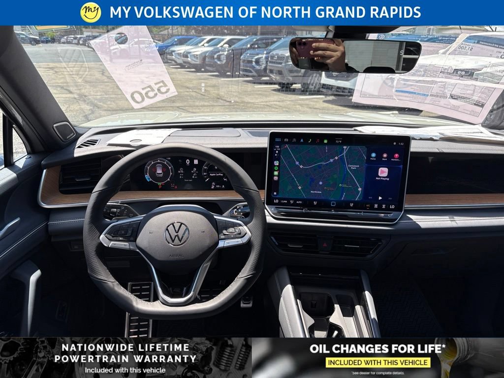 New 2026 Volkswagen Tiguan SEL R-Line AWD/4WD image 19