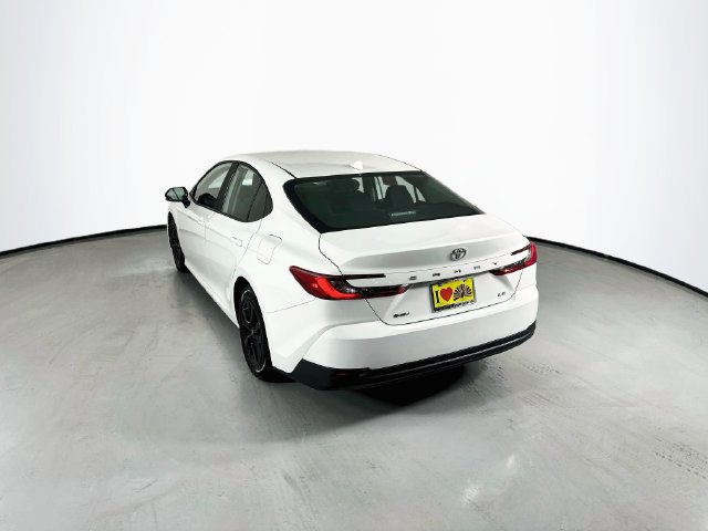 Used 2025 Toyota Camry LE FWD image 7