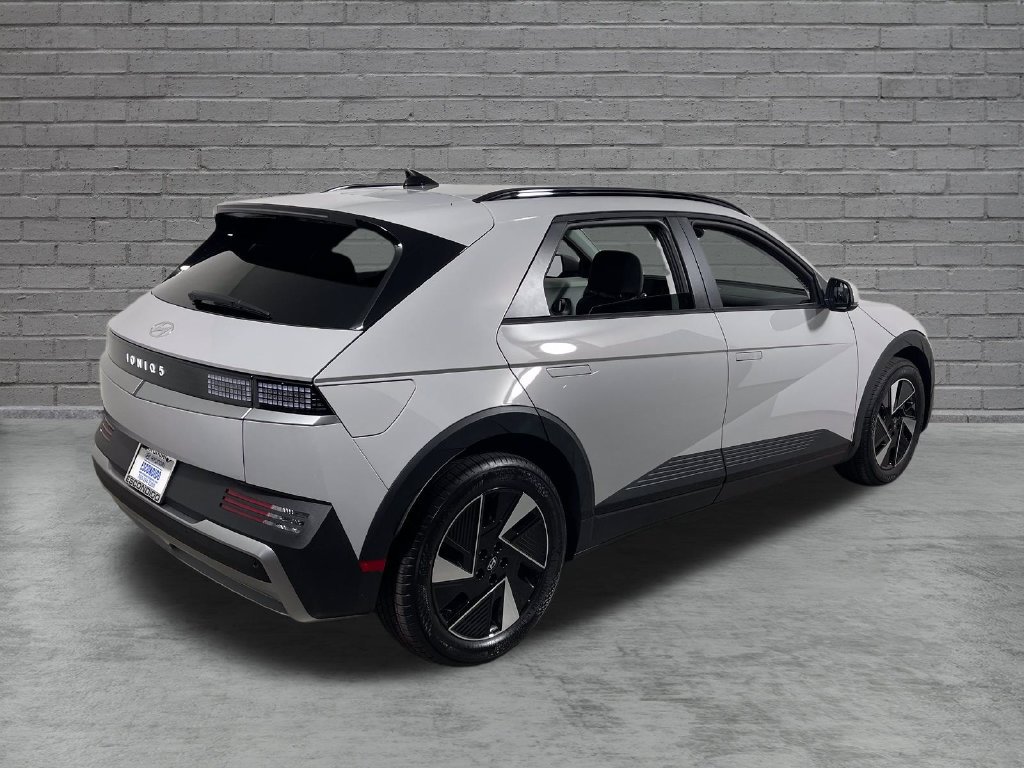 New 2027 Hyundai Ioniq 5 SEL RWD image 4