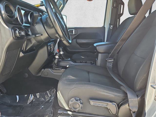 Used 2022 Jeep Gladiator Sport image 12