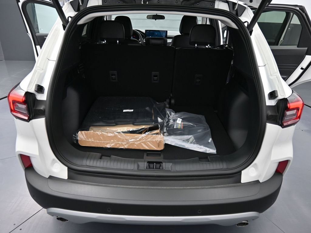 New 2025 Ford Escape SE image 23