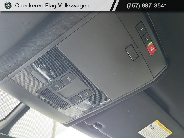 Used 2022 Volkswagen Atlas Cross Sport SE image 21