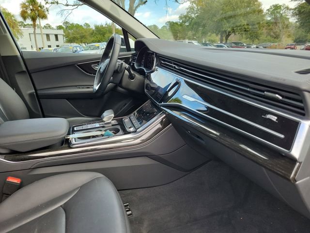 Used 2024 Audi Q7 3.0T Premium Plus image 33