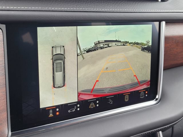 Used 2024 GMC Yukon Denali Ultimate AWD/4WD image 19
