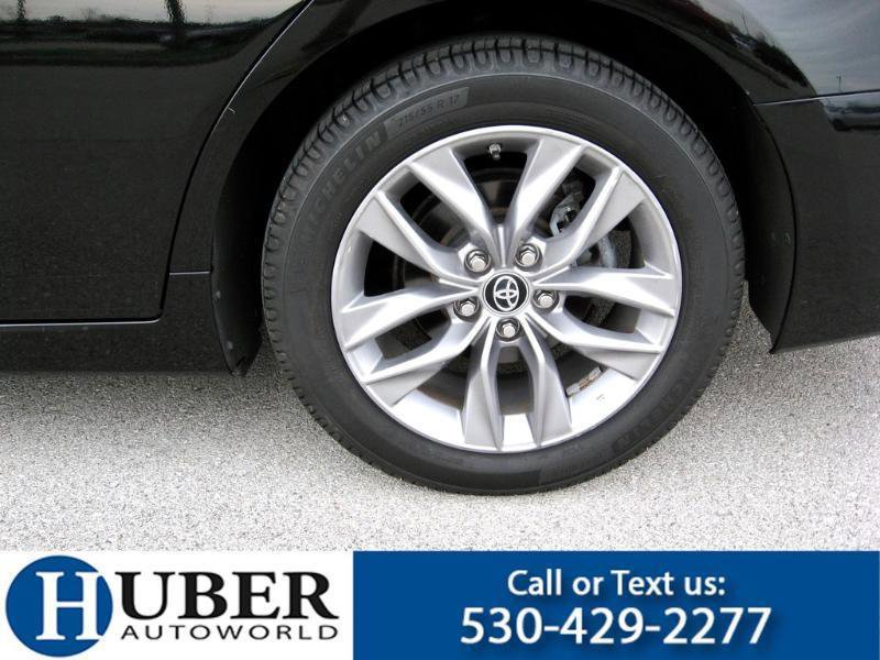 Used 2019 Toyota Avalon XLE FWD image 14