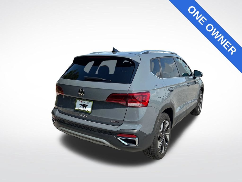 Used 2024 Volkswagen Taos SE AWD/4WD image 3
