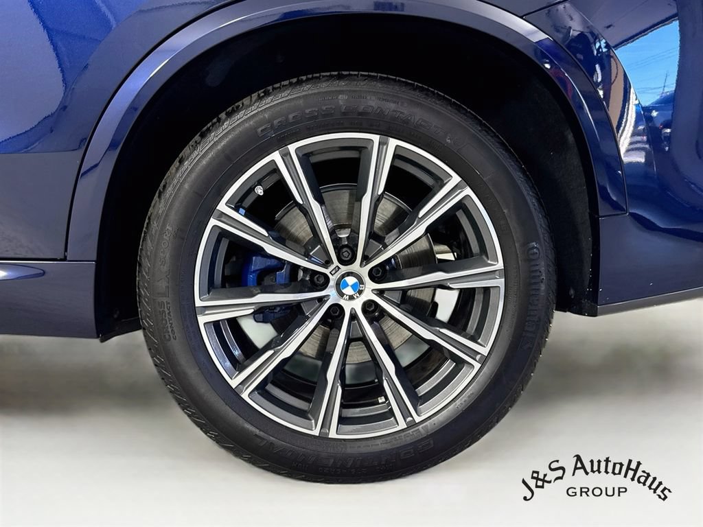Used 2025 BMW X5 xDrive40i w/ M Sport Package AWD/4WD image 40