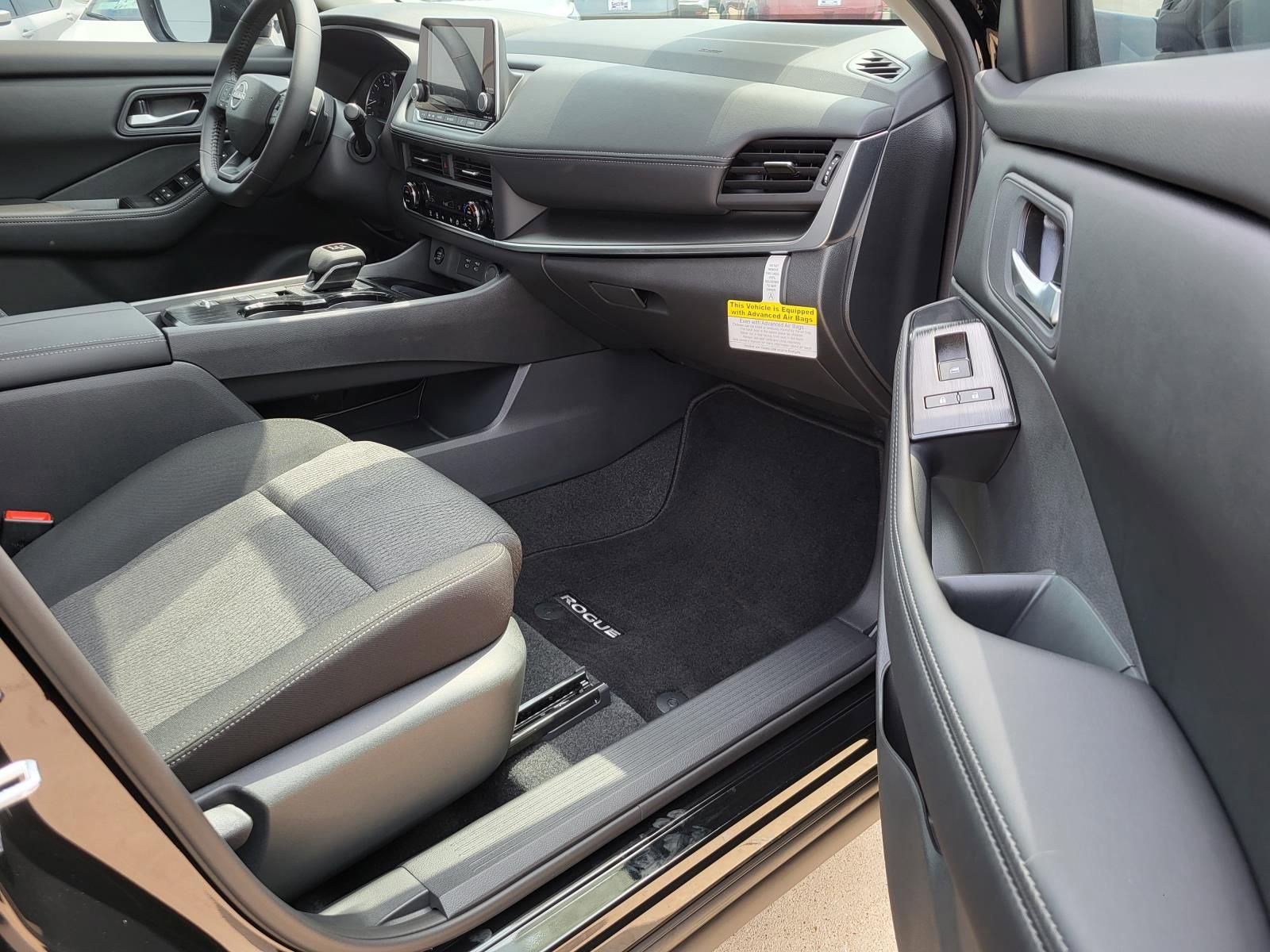 New 2026 Nissan Rogue SV image 10