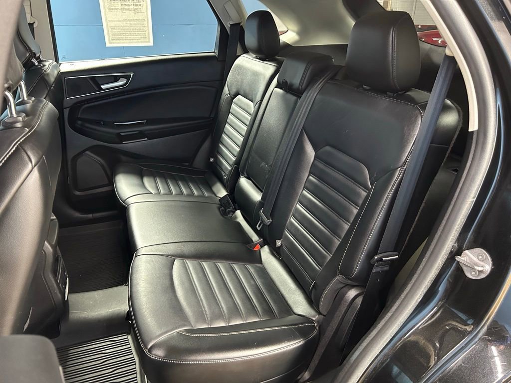 Used 2015 Ford Edge SEL w/ Equipment Group 201A image 16