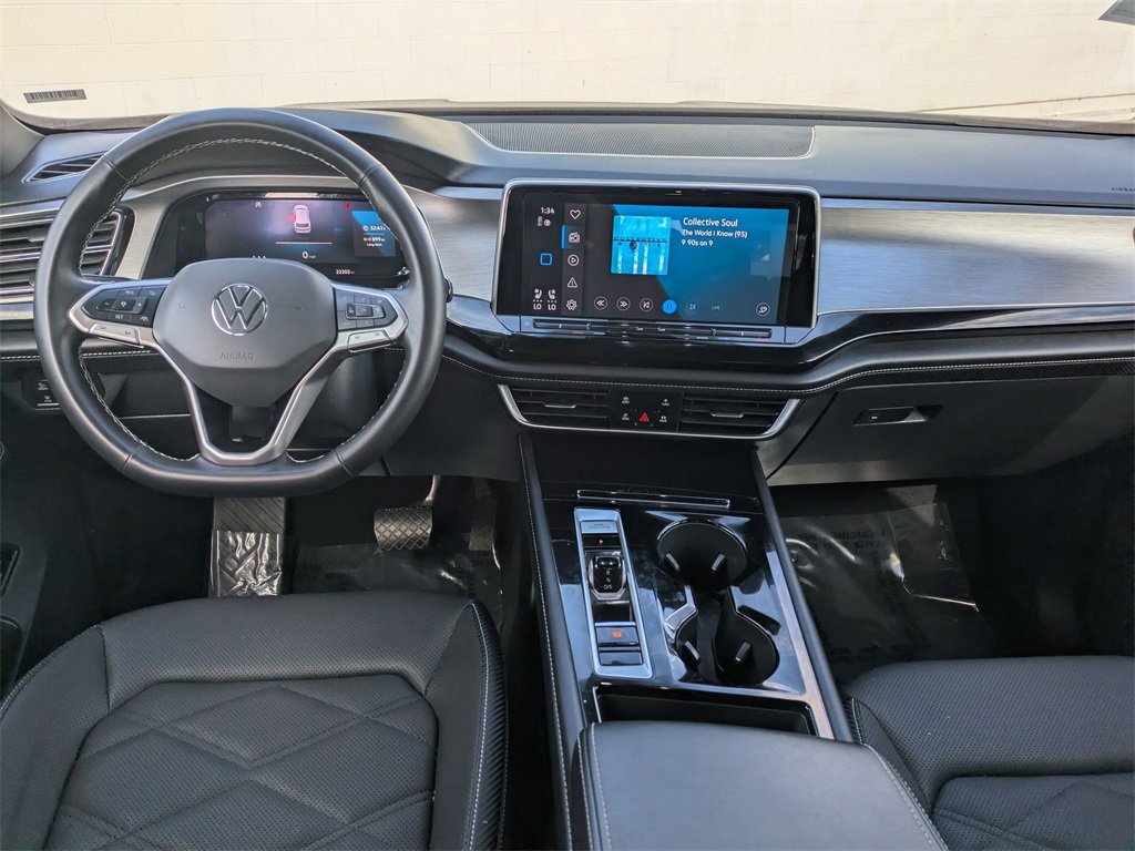 Used 2025 Volkswagen Atlas Cross Sport SE image 26