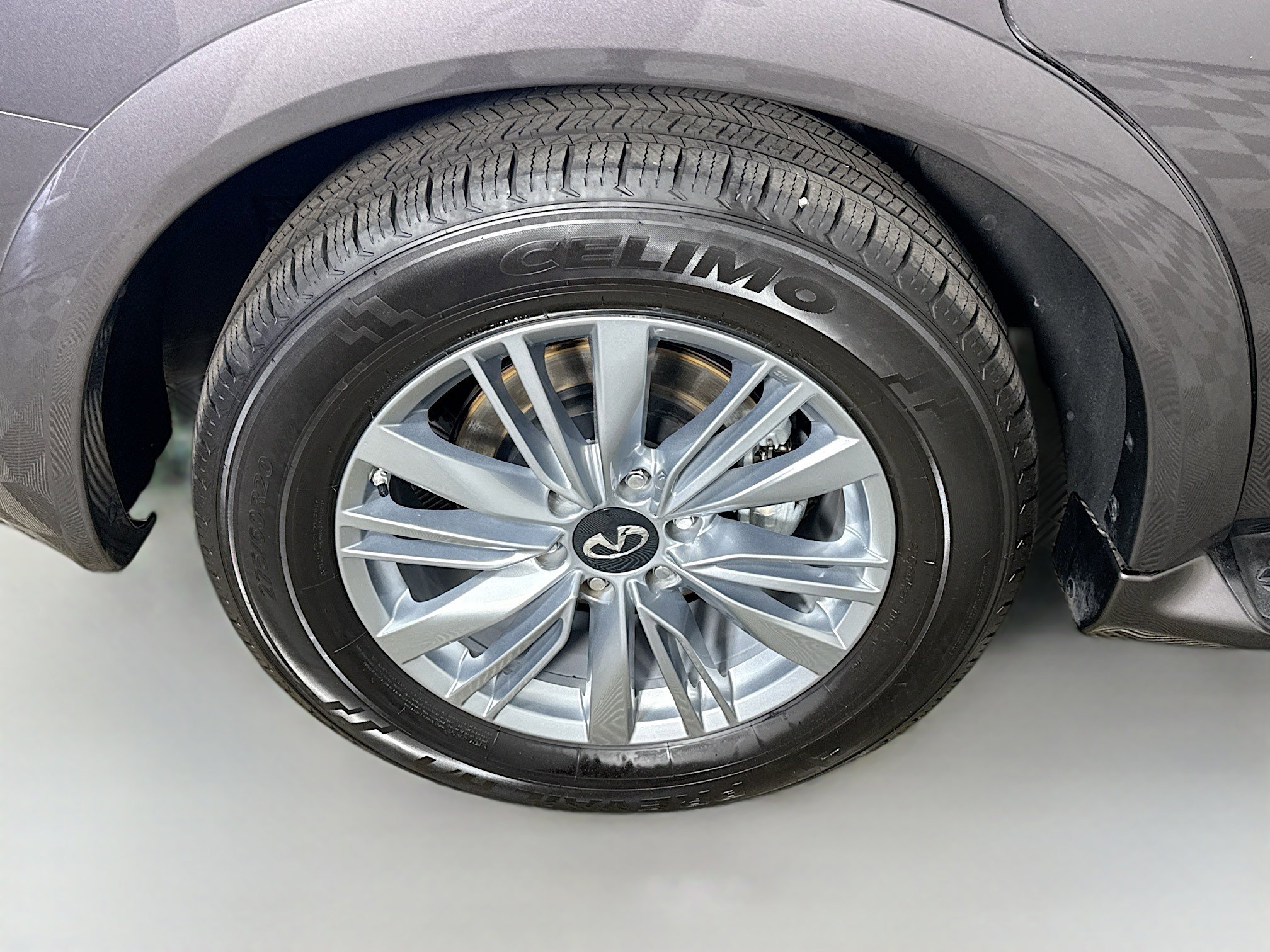 Used 2024 INFINITI QX80 Luxe image 33