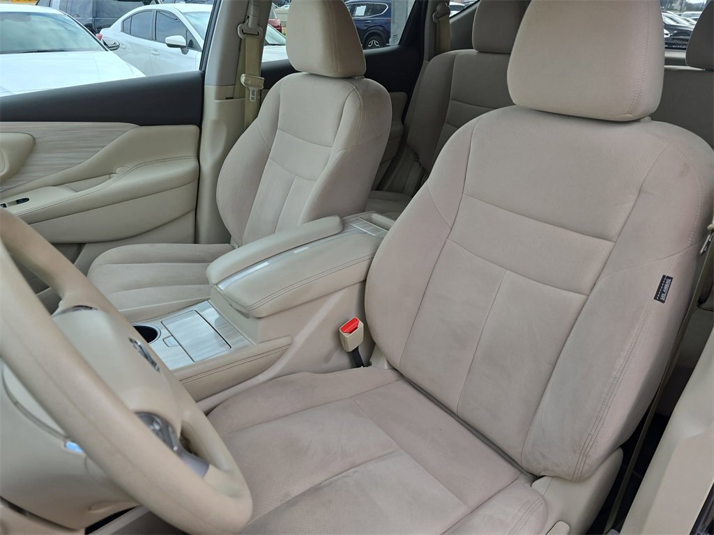 Used 2016 Nissan Murano S image 14