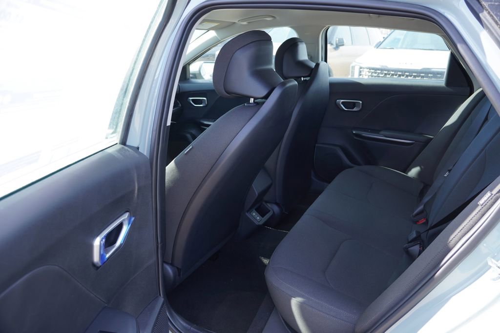 New 2026 Kia K4 LXS image 11
