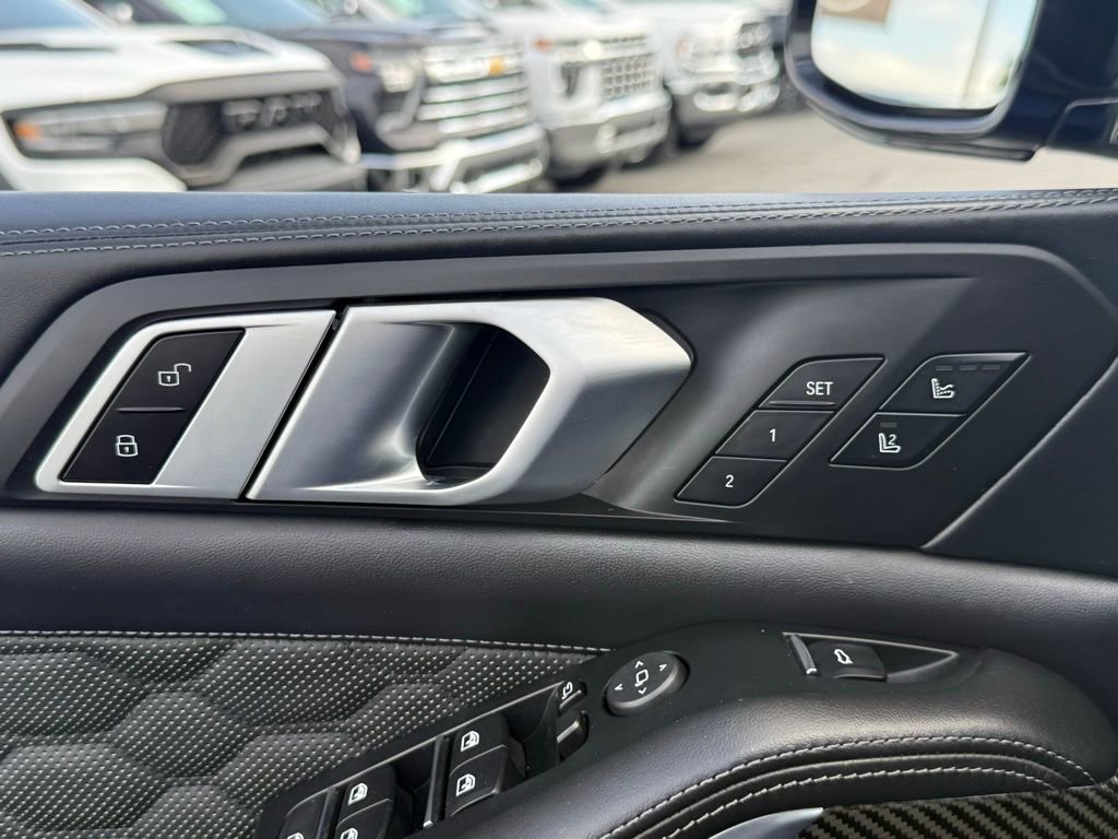 Used 2020 BMW X5 M Competition w/ Executive Package image 19