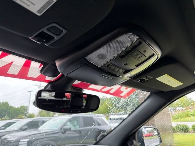 Used 2024 Dodge Durango GT RWD image 21