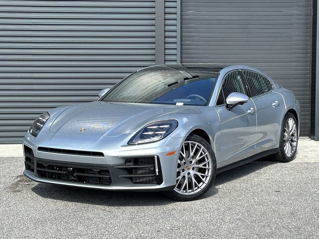 New 2025 Porsche Panamera 4 image 1