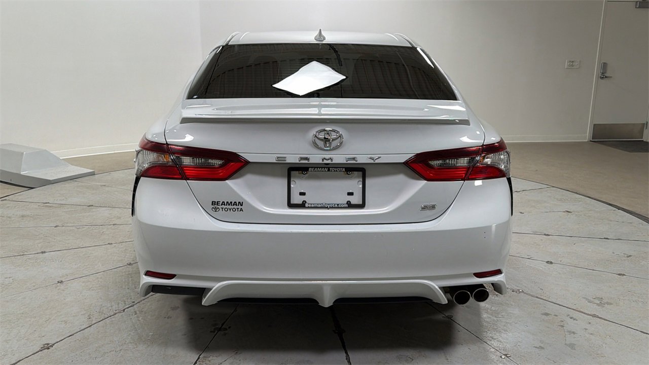 Certified 2022 Toyota Camry SE image 4