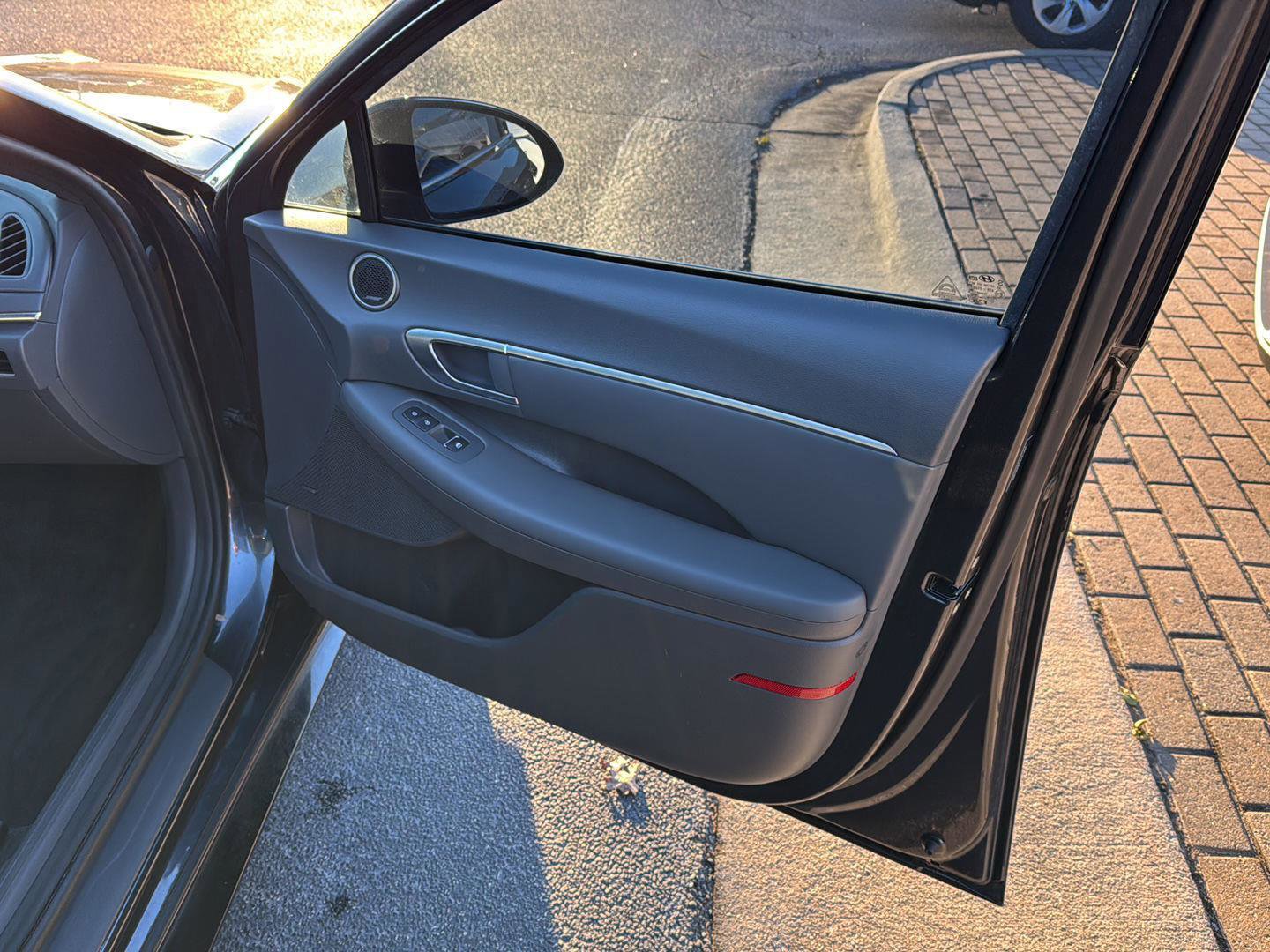 Used 2021 Hyundai Sonata SEL Plus w/ Tech Package image 12