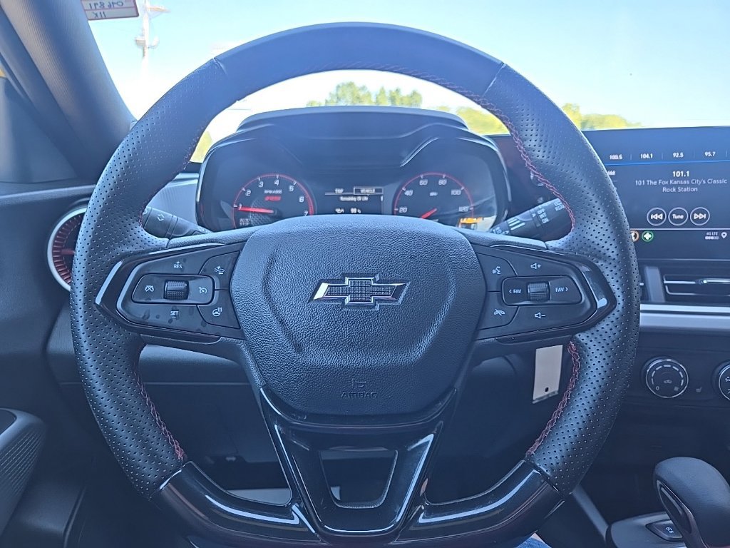 Used 2024 Chevrolet Trax RS w/ Driver Confidence Package FWD image 12